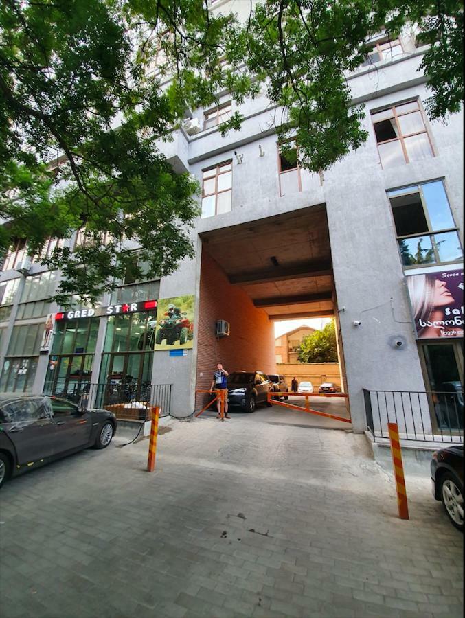 5 Rooms Near 300 Aragveli Metro Station Tbilisi Exteriér fotografie